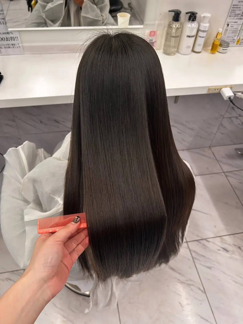 カラー パーマ ヘアアレンジ メンズ カット 縮毛矯正 🥯縮毛/レイヤー/ ベージュヘア🥯のヘアスタイル