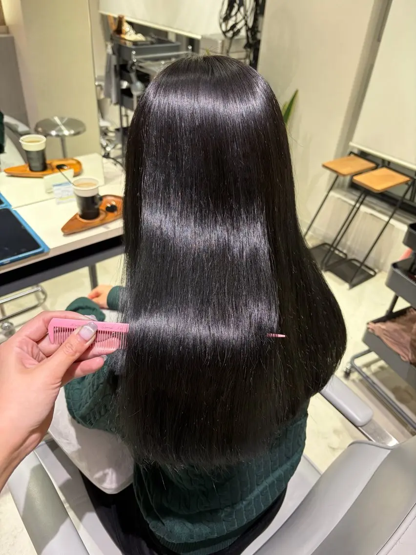 ロング カット ヘアカラー トリートメント しげ ゆりか/透明感 カラー/顔周りカットのヘアスタイル