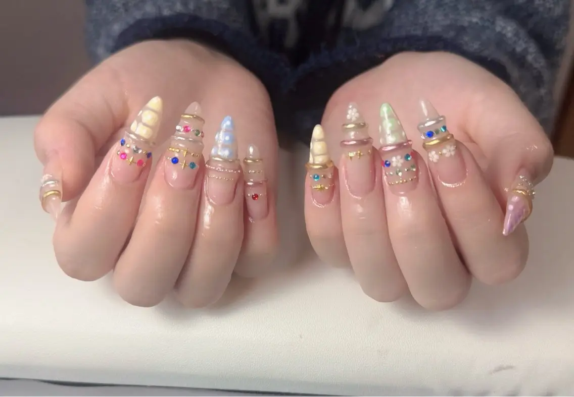 ネイル チークネイル フレンチネイル グラデーション 韓国ネイル マグネットネイル Hana Nailのネイルデザイン