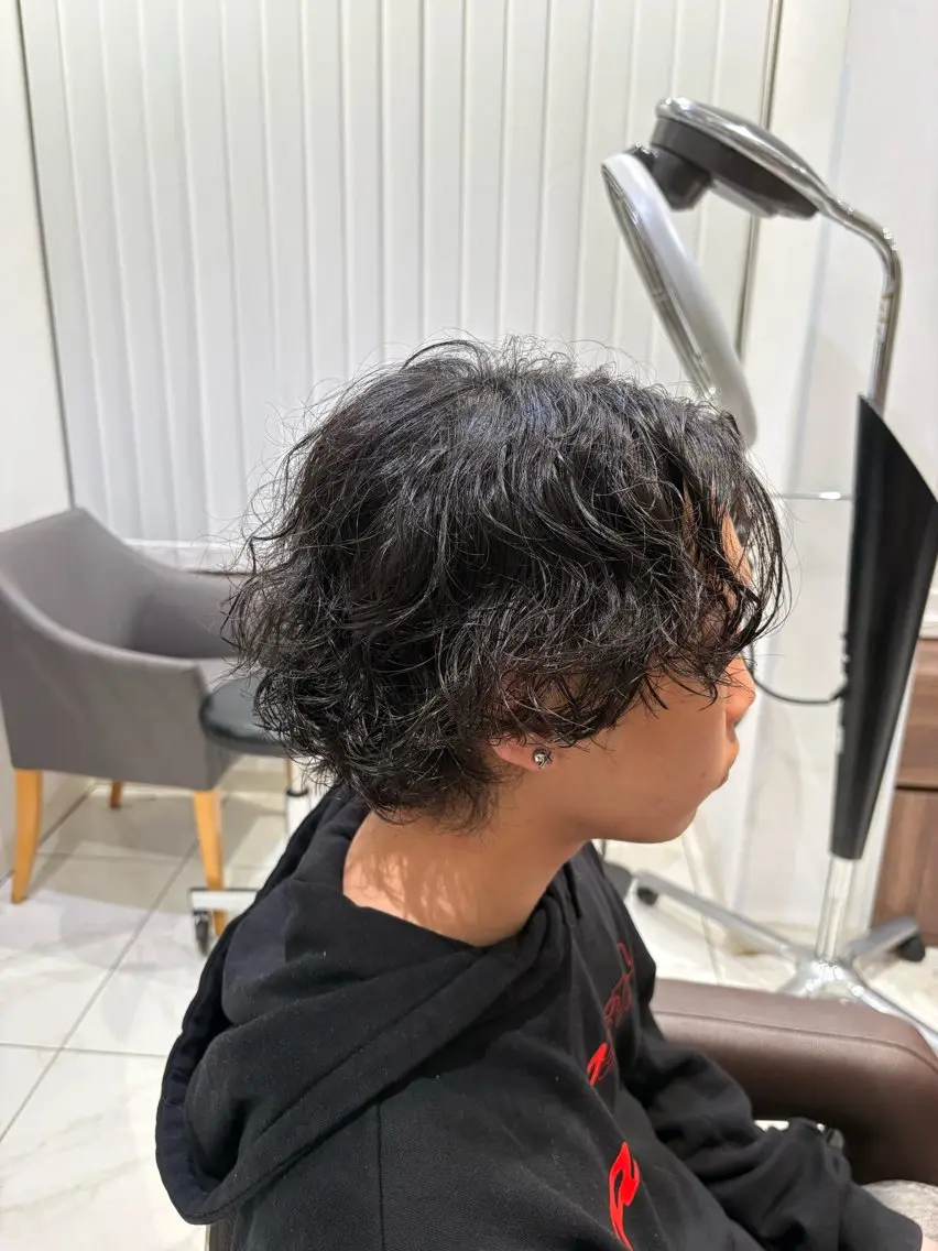 メンズ 縮毛矯正特化💎& 透明感カラー✨レオのヘアスタイル