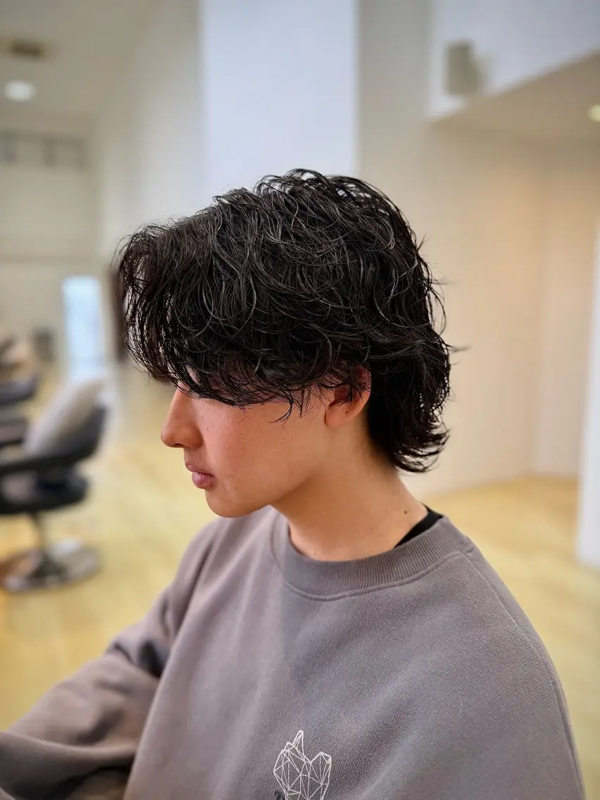 ショート パーマ メンズ メンズパーマ カット パーマ ヘッドスパ 渡部 貴優のヘアスタイル