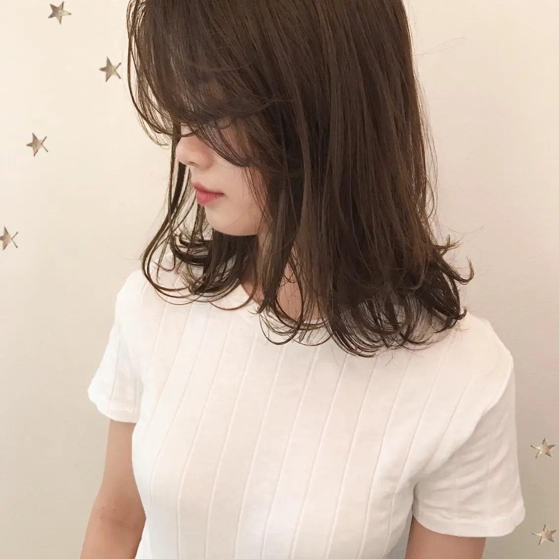 ミディアム 市川 千夏のヘアスタイル