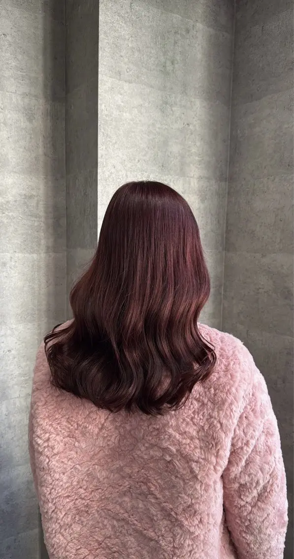 セミロング カラー ヘアアレンジ HOHOMI （ほほみ）のヘアスタイル