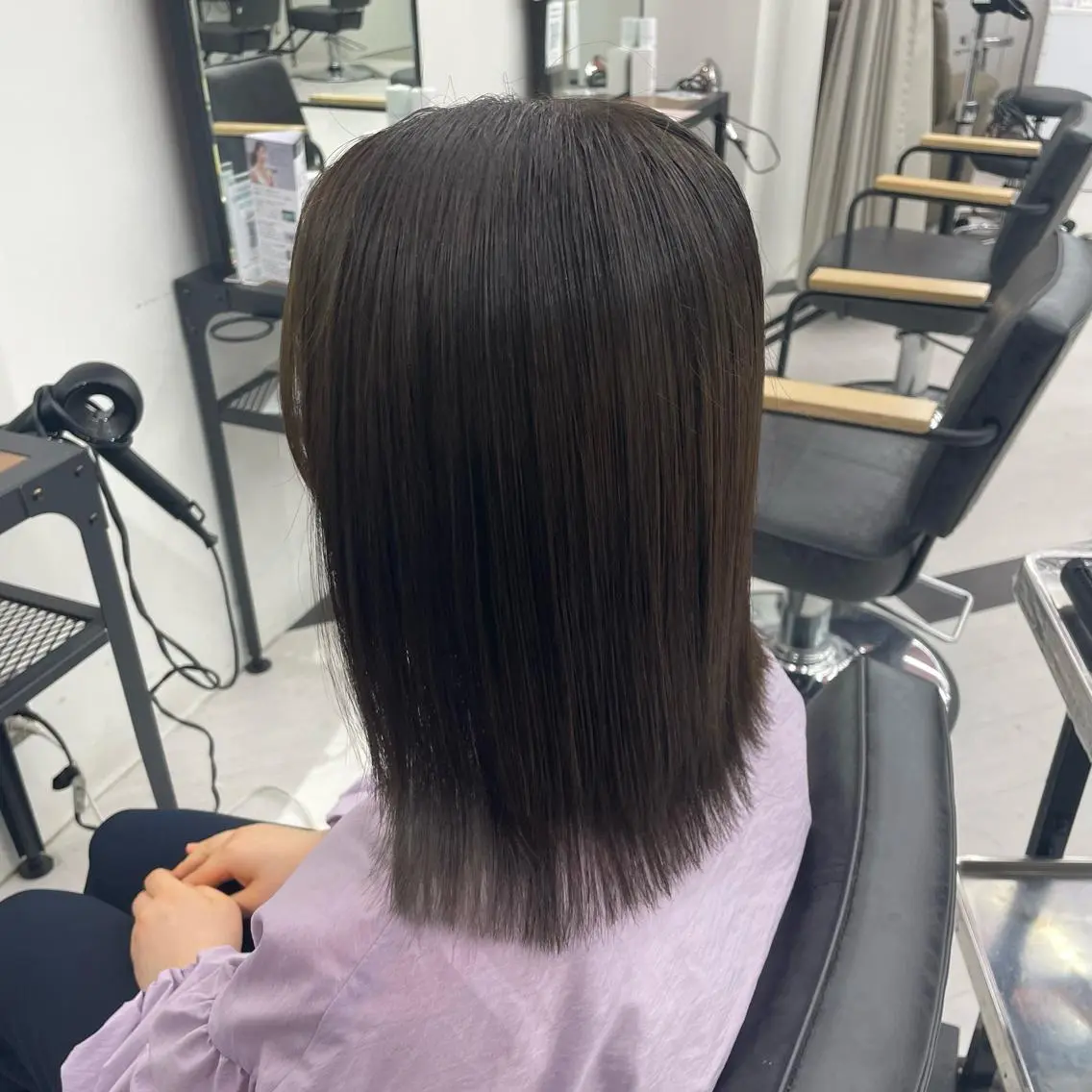 ショート カラー パーマ ヘアアレンジ メンズ キッズ ネイル マツエク・マツパ アイブロウ mona/ ストレートスタイル✨のヘアスタイル