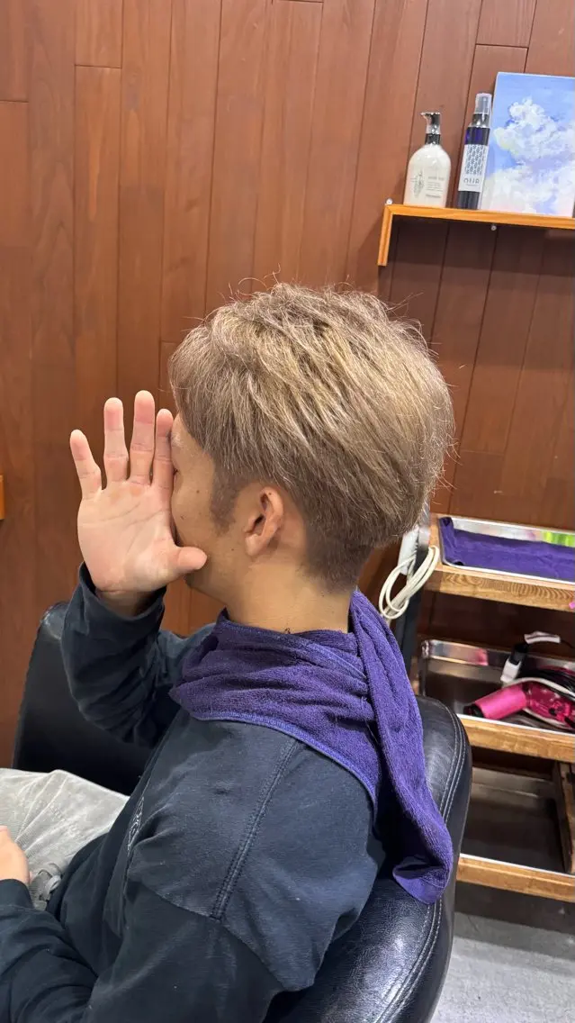 カラー 水相 智貴のヘアスタイル