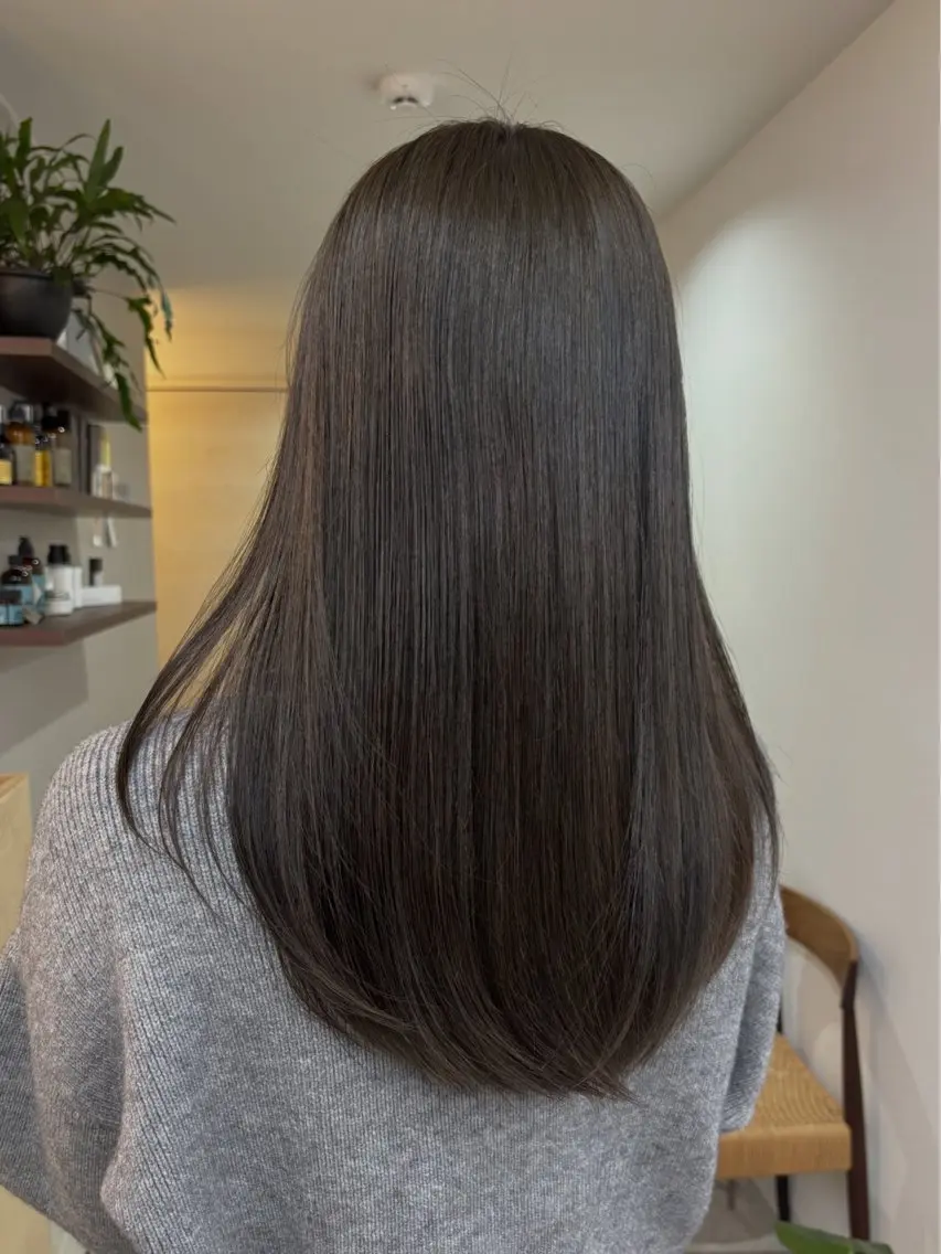 セミロング カラー オリーブカラー ヘアカラー 權軒 真尋 /モデル様募集中のヘアスタイル