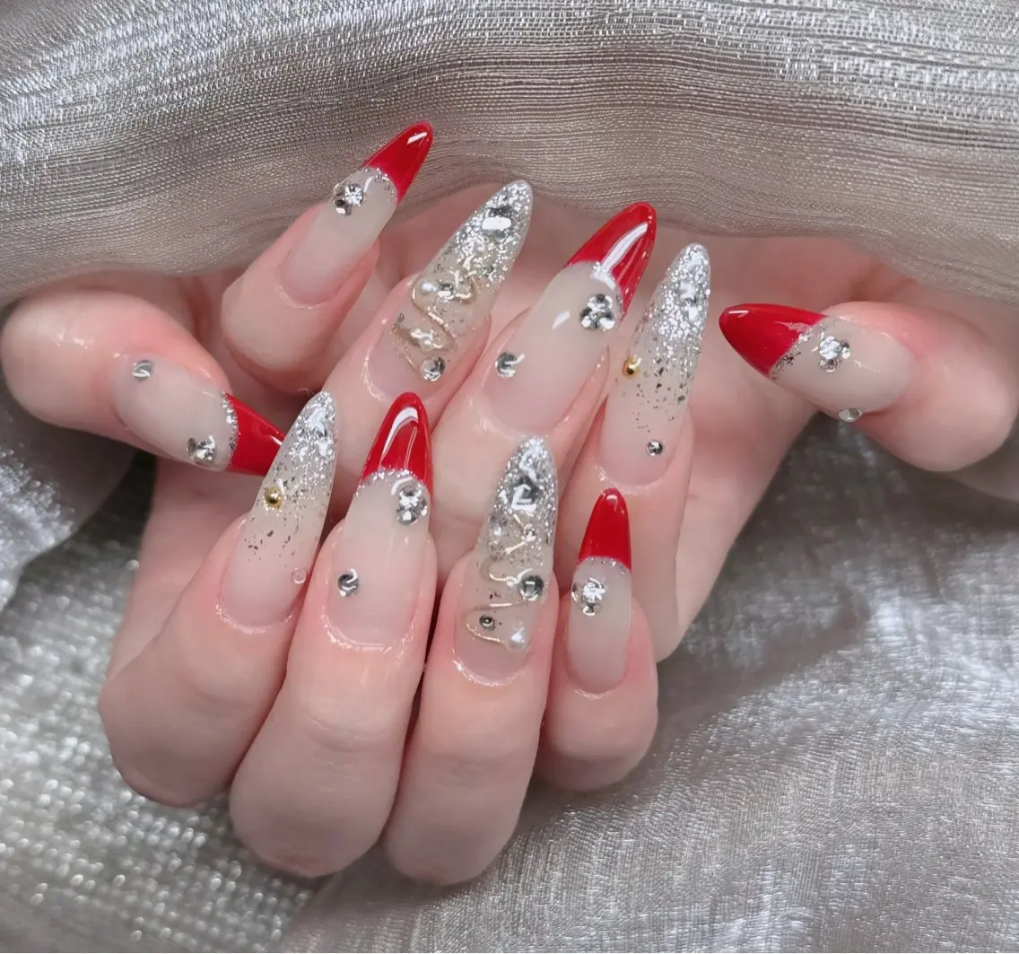ネイル オーロラネイル フレンチネイル ジェルネイル ハロウィン キラキラネイル ハンドネイル H.baby Nail Salonのネイルデザイン
