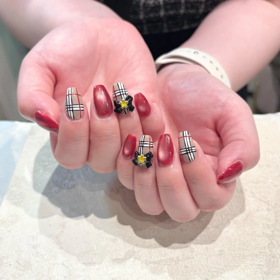ネイル ハンドネイル ecrin 💎 mayuのネイルデザイン