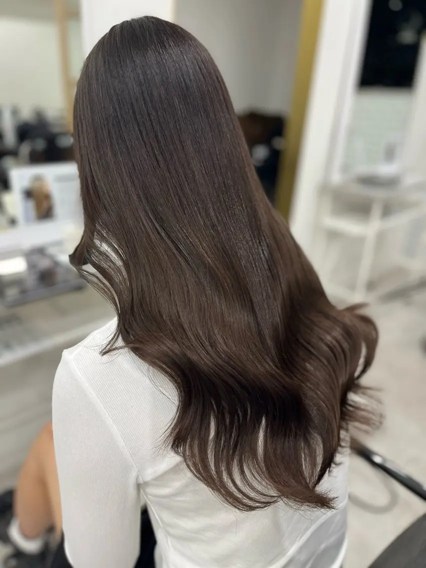 ロング カラー ブラウンカラー ヘアカラー トリートメント 🫧ぷる艶カラー🫧 Yuubi🦩のヘアスタイル