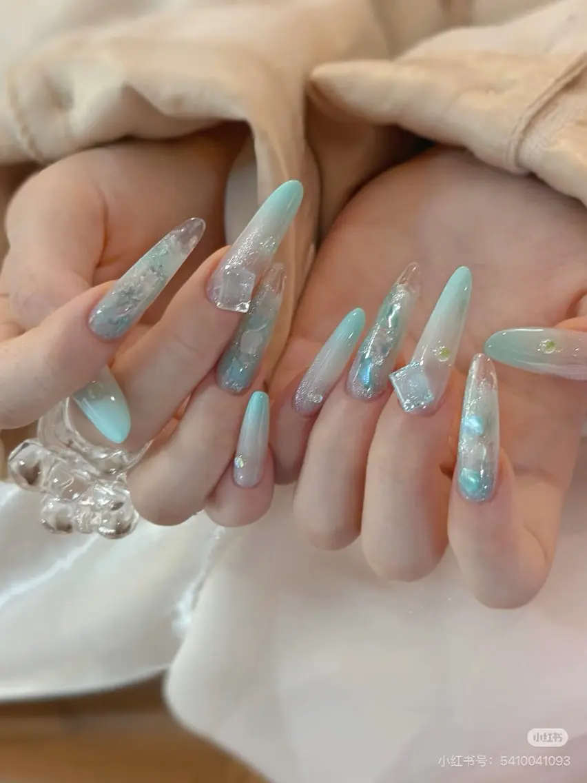 ネイル Lena Sakai nailのネイルデザイン