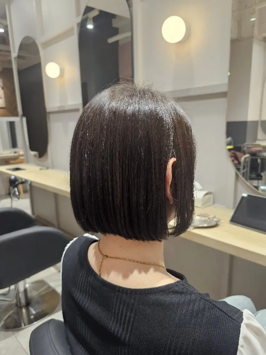 ミディアム ボブ カット ヘアカラー 🍀☘️阿部 誉叶☘️🍀のヘアスタイル