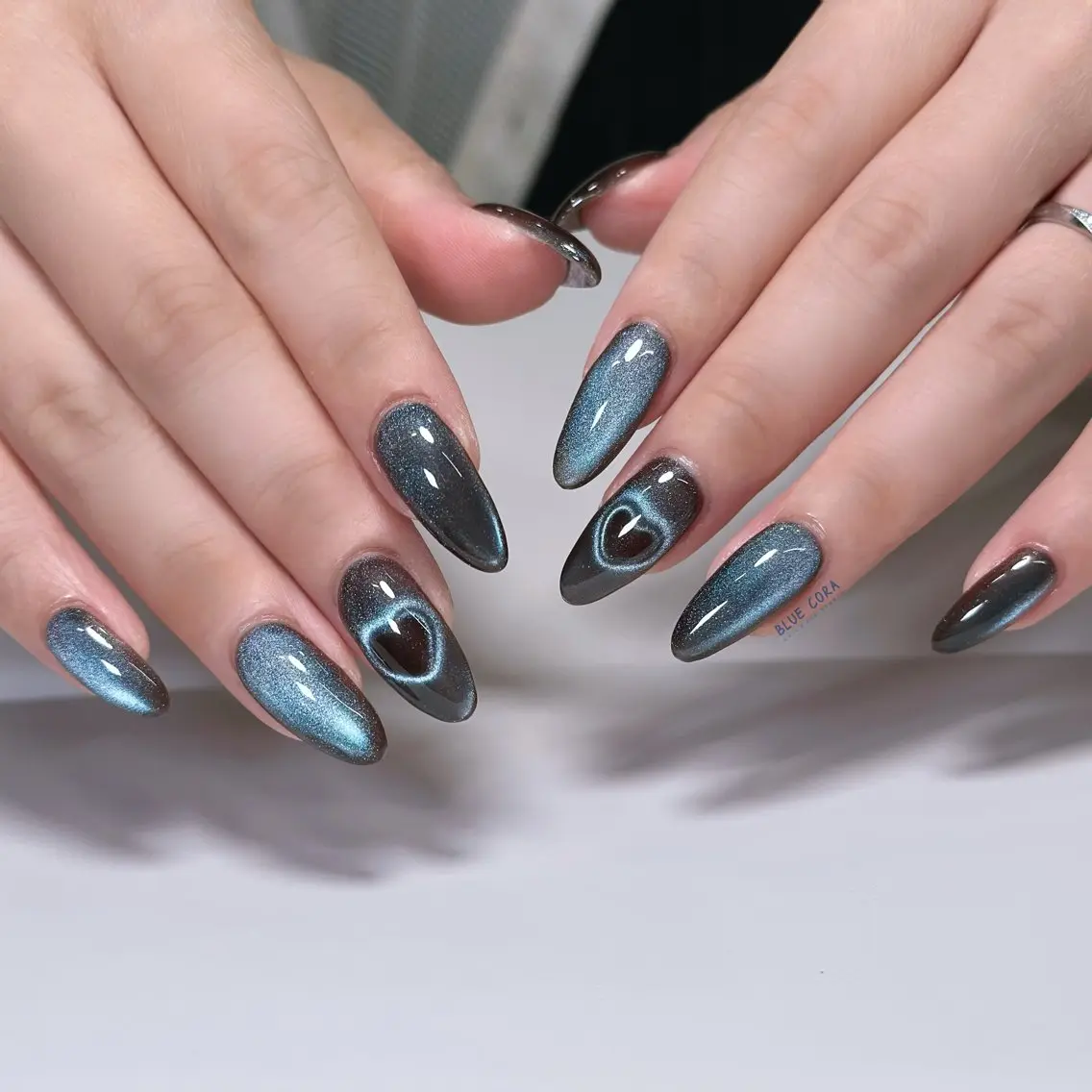 ネイル マグネットネイル ハンドネイル ハンドケア BLUE CORAのネイルデザイン