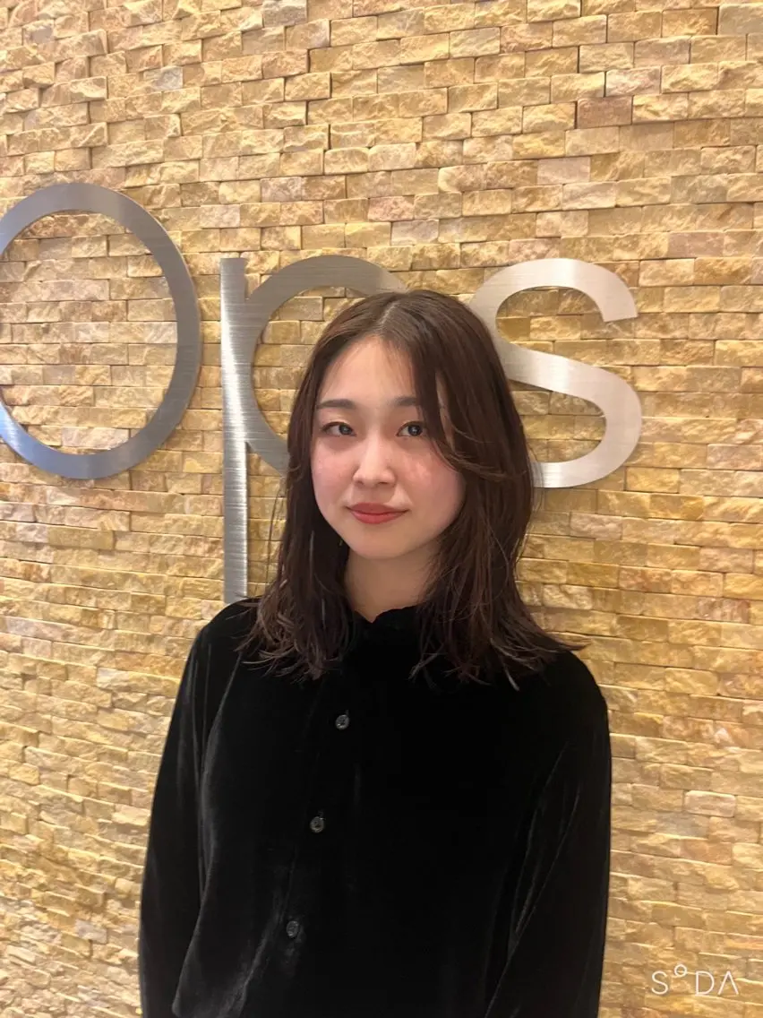 盛れる顔周り✨韓国式 レイヤーkanatoのヘアスタイル