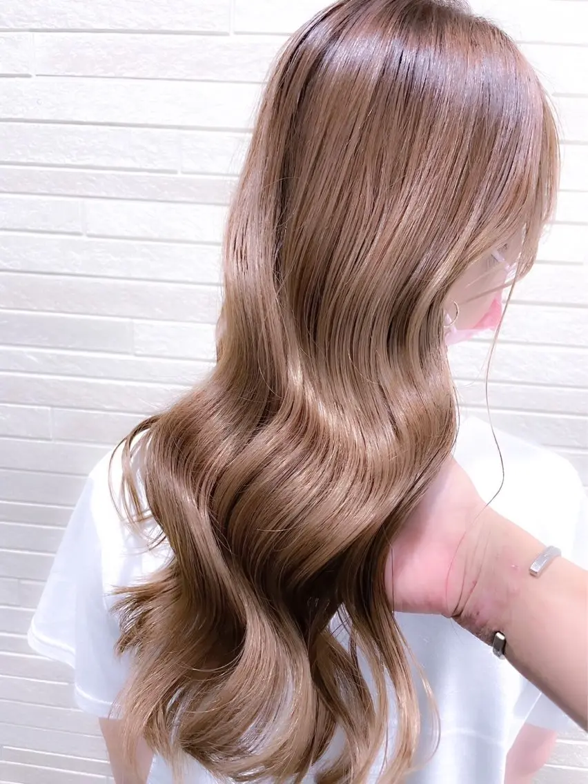 ロング カラー ブリーチ ロング 🐳 あゆは🐳のヘアスタイル