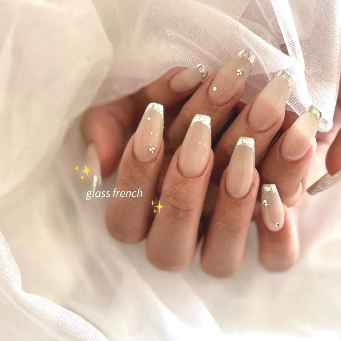 ネイル ハンドネイル sara : salon ELVIのネイルデザイン