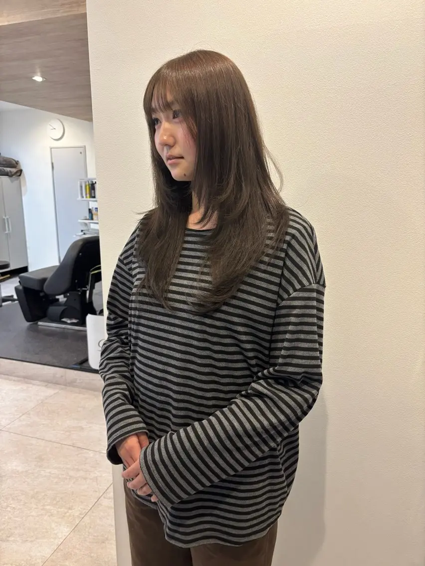 セミロング カラー ベージュカラー オリーブベージュ ハッシュカット KOKI/ ボブ/ パーマ/透明感カラーのヘアスタイル