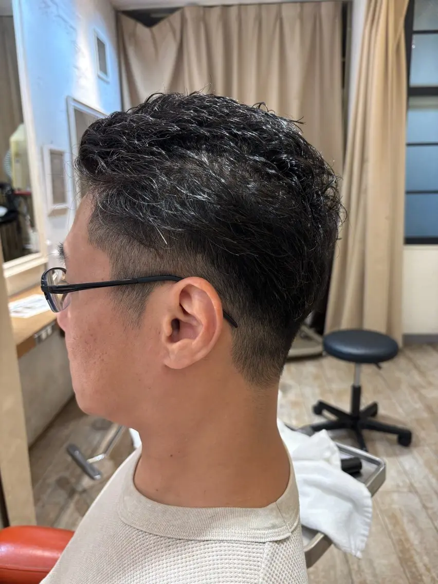 メンズ メンズパーマ 神田一瑳のヘアスタイル