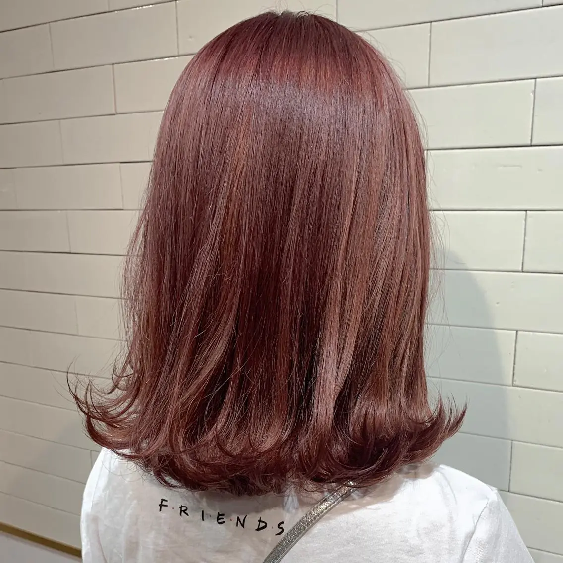 ミディアム カラー ヘアアレンジ アッシュ ブリーチ ピンクカラー ピンクアッシュ 🦋レイヤーカット ミドリカワ🦋のヘアスタイル