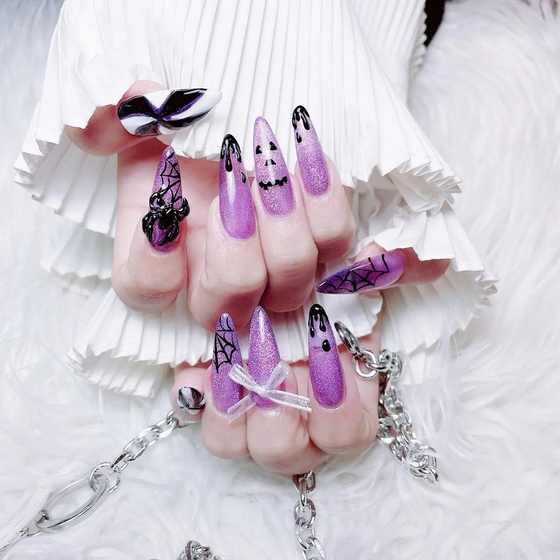 ネイル チークネイル 長さ出し フラワーネイル フレンチネイル ガーリー ハンドネイル NEW NAIL 池袋のネイルデザイン