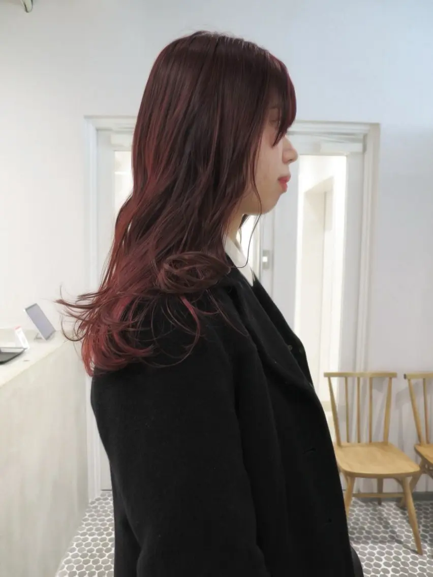 ロング カラー ブリーチ ブリーチなしカラー レッドカラー yuma/カット カラーの似合わせ◎のヘアスタイル