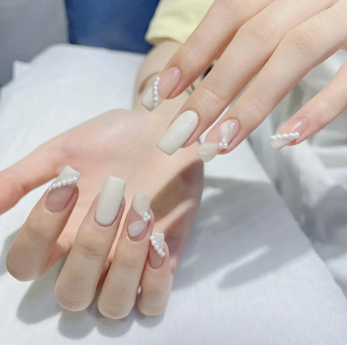 ネイル アートネイル 長さ出し ネイルチップ Queens ひなのネイルデザイン