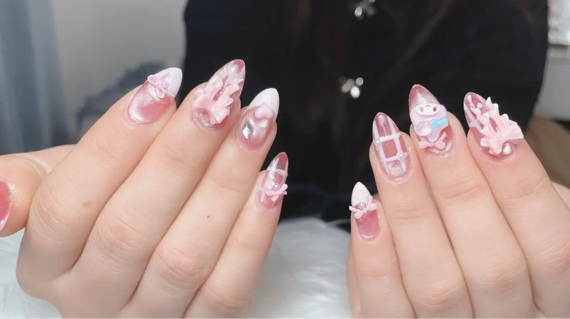 ネイル MoonHi Nail 朝霞台のネイルデザイン