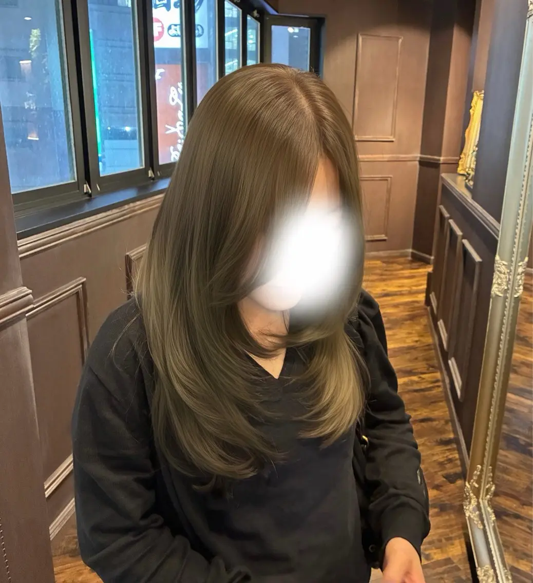 ロング カラー ベージュカラー オリーブベージュ レイヤーカット カット ヘアカラー トリートメント Rechal🌙 yuuのヘアスタイル