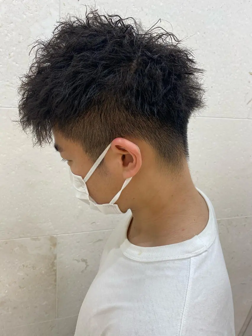 💇🏻♂️メンズ限定メニュー💇🏻♂️カット+パーマ+眉カット+プチスパ メンズぶち上げメニューです🕺の写真