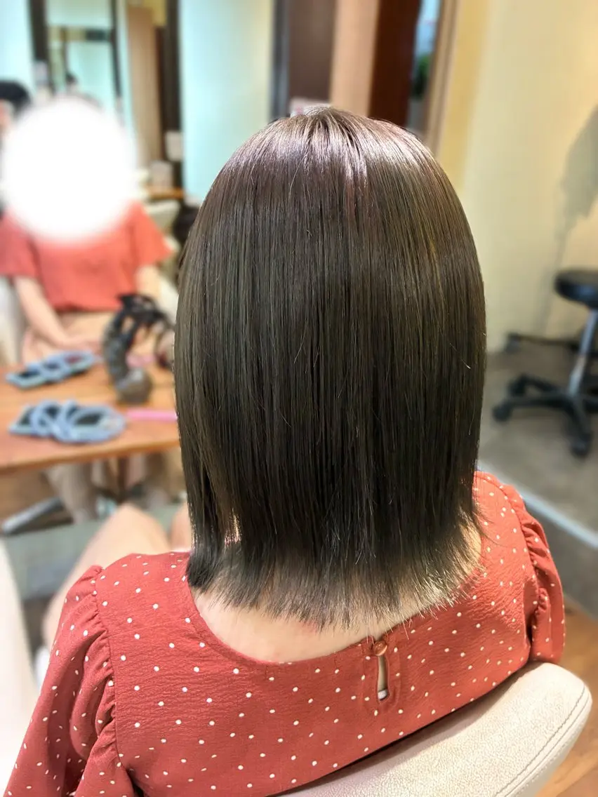ミディアム カラー ブラウンカラー オリーブブラウン 梅原 姫🍬🐰のヘアスタイル