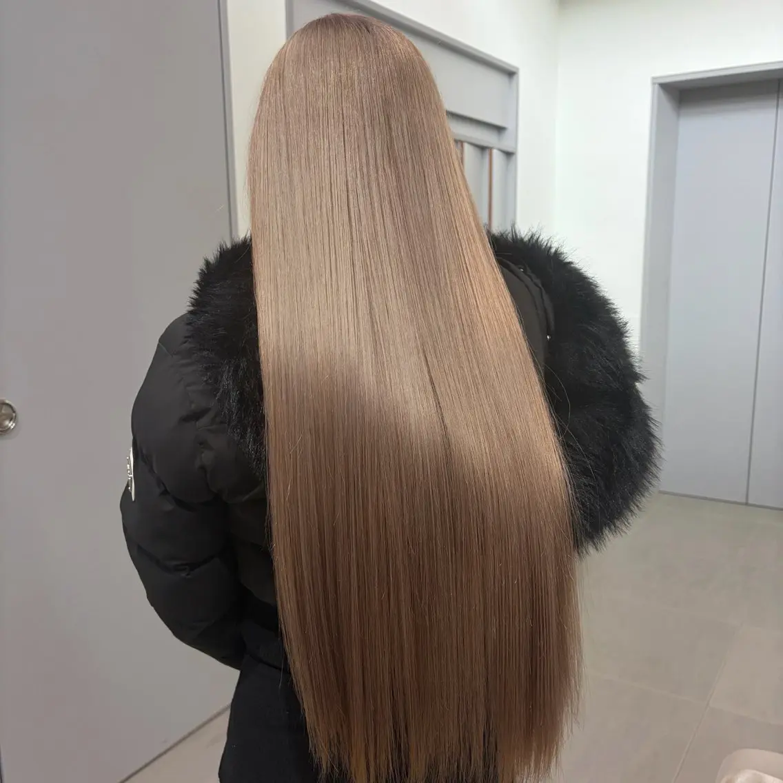 ロング カラー ベージュカラー 透明感カラー ダブルカラー ヘアカラー トリートメント ☪️ブリーチ特化施術 /レイヤー🪽aiのヘアスタイル
