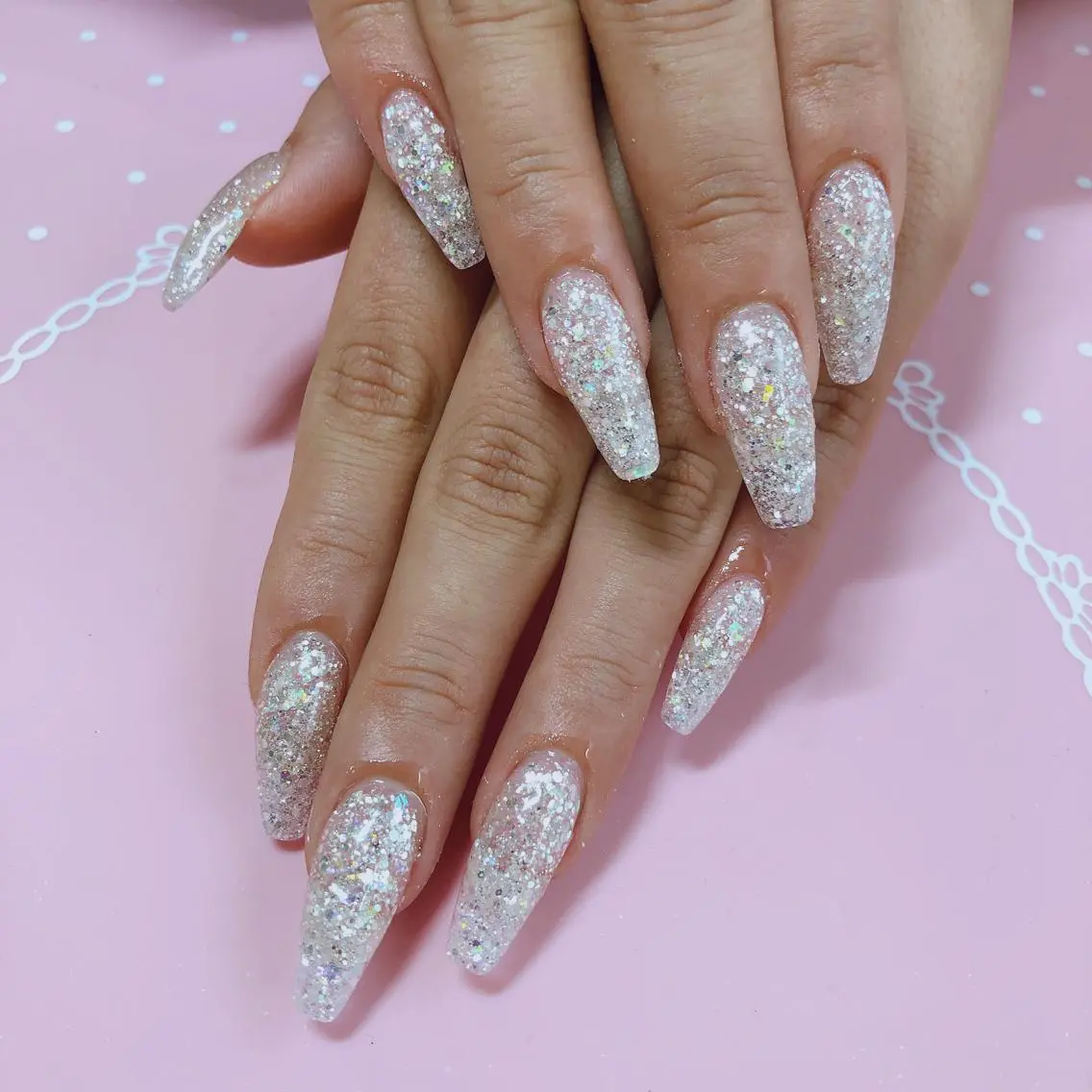 ミディアム ネイル ハンドネイル 《LB》ラブリエ Nail&eyeのマツエク・マツパデザイン