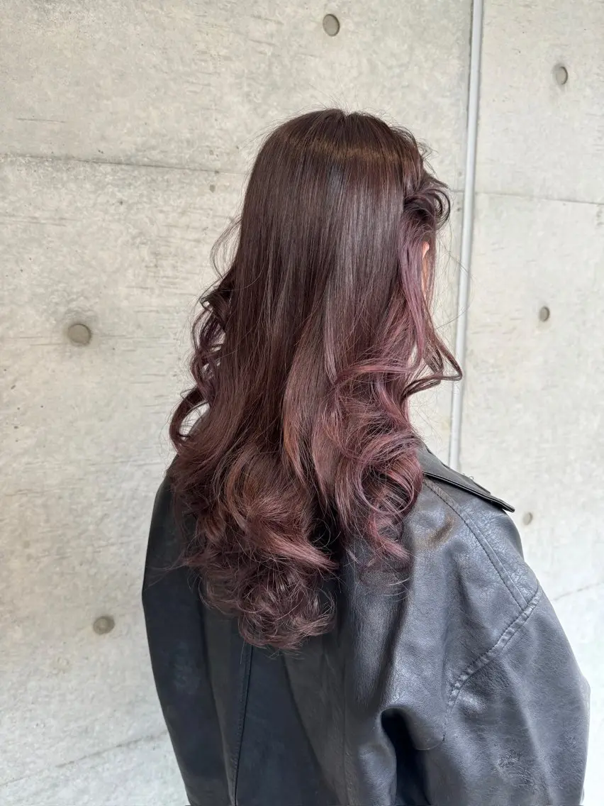 ロング カラー ヘアカラー トリートメント ヘアセット/レイヤー 赤み消し/はるかのヘアスタイル