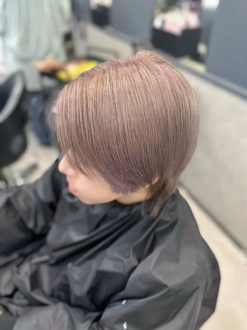 ミディアム 平野 美代のヘアスタイル
