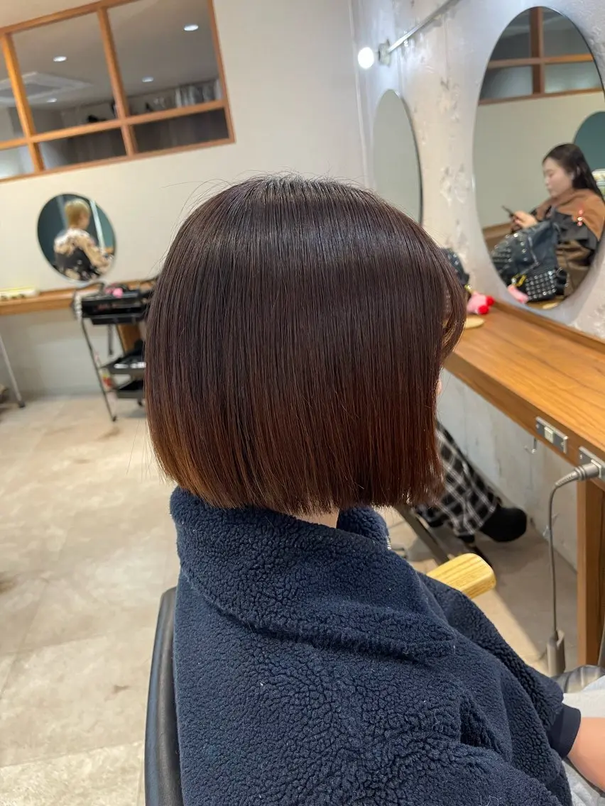 ショート カット EIGHT 濱田響のヘアスタイル