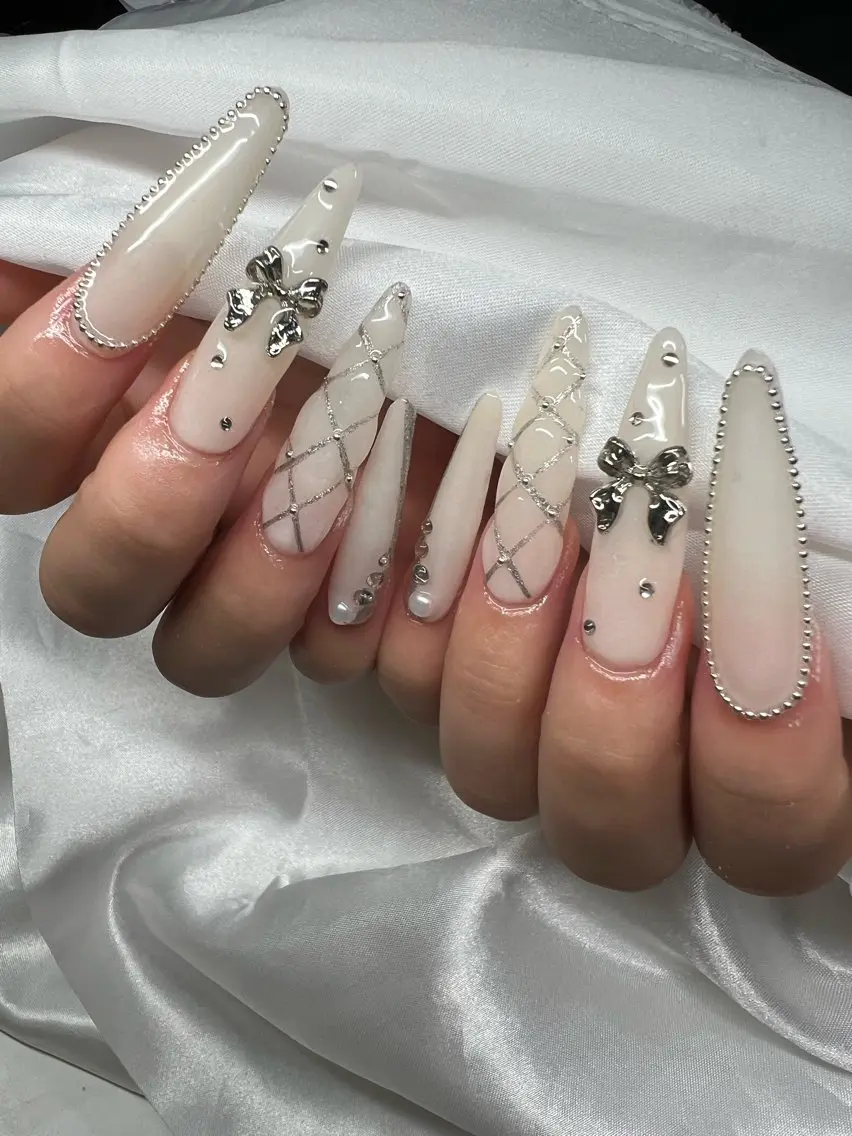 ネイル ロングネイル ネイルチップ SALON DIAMANTのエステ・リラクイメージ