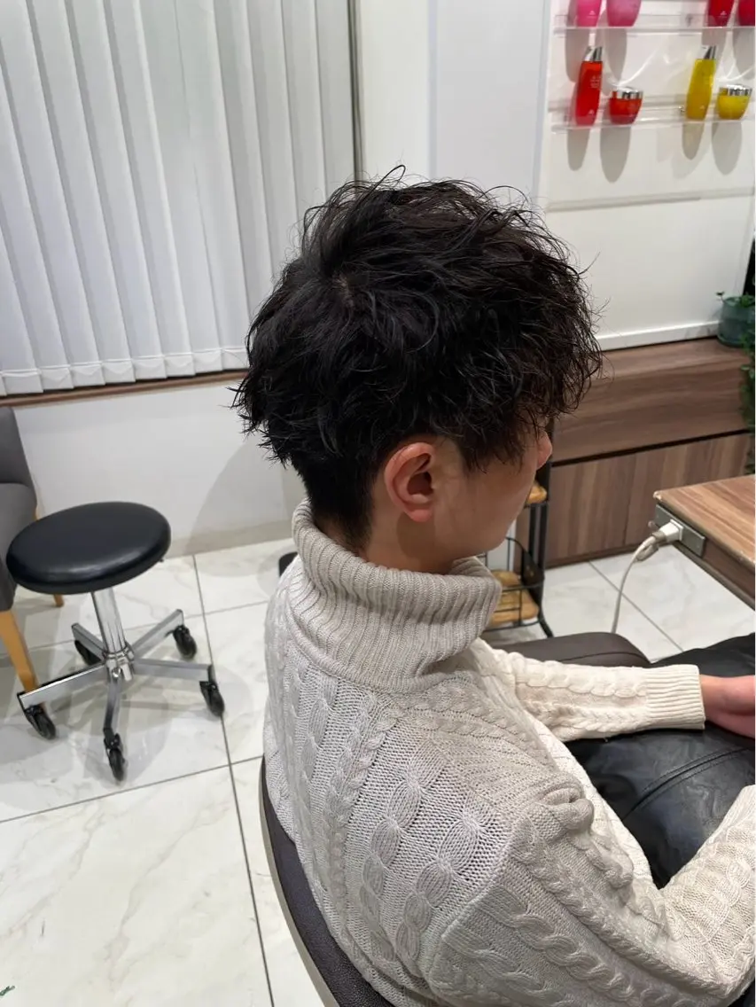 パーマ メンズ 縮毛矯正特化💎& 透明感カラー✨レオのヘアスタイル
