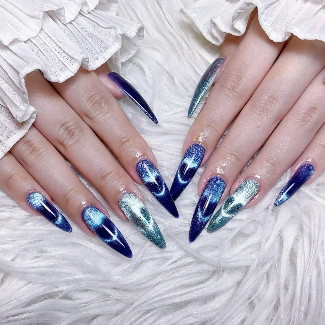 ネイル アートネイル チークネイル 長さ出し フラワーネイル フレンチネイル ハンドネイル ハンドケア NEW NAIL 池袋のネイルデザイン