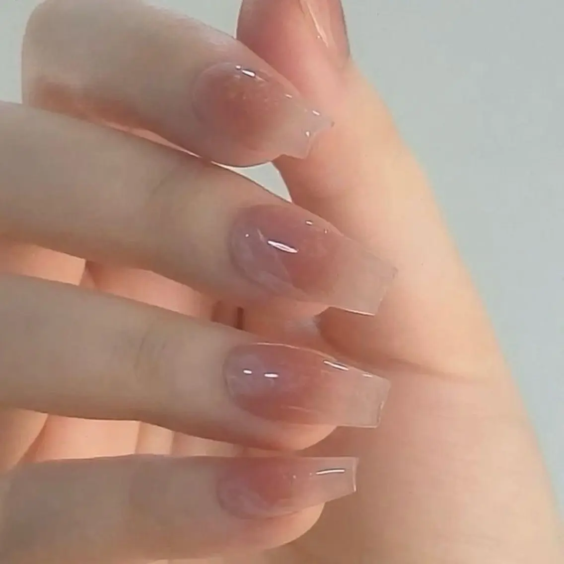 ネイル チークネイル ジェルネイル グラデーション 韓国ネイル ロングネイル ハンドネイル Blingg NailStudioのネイルデザイン