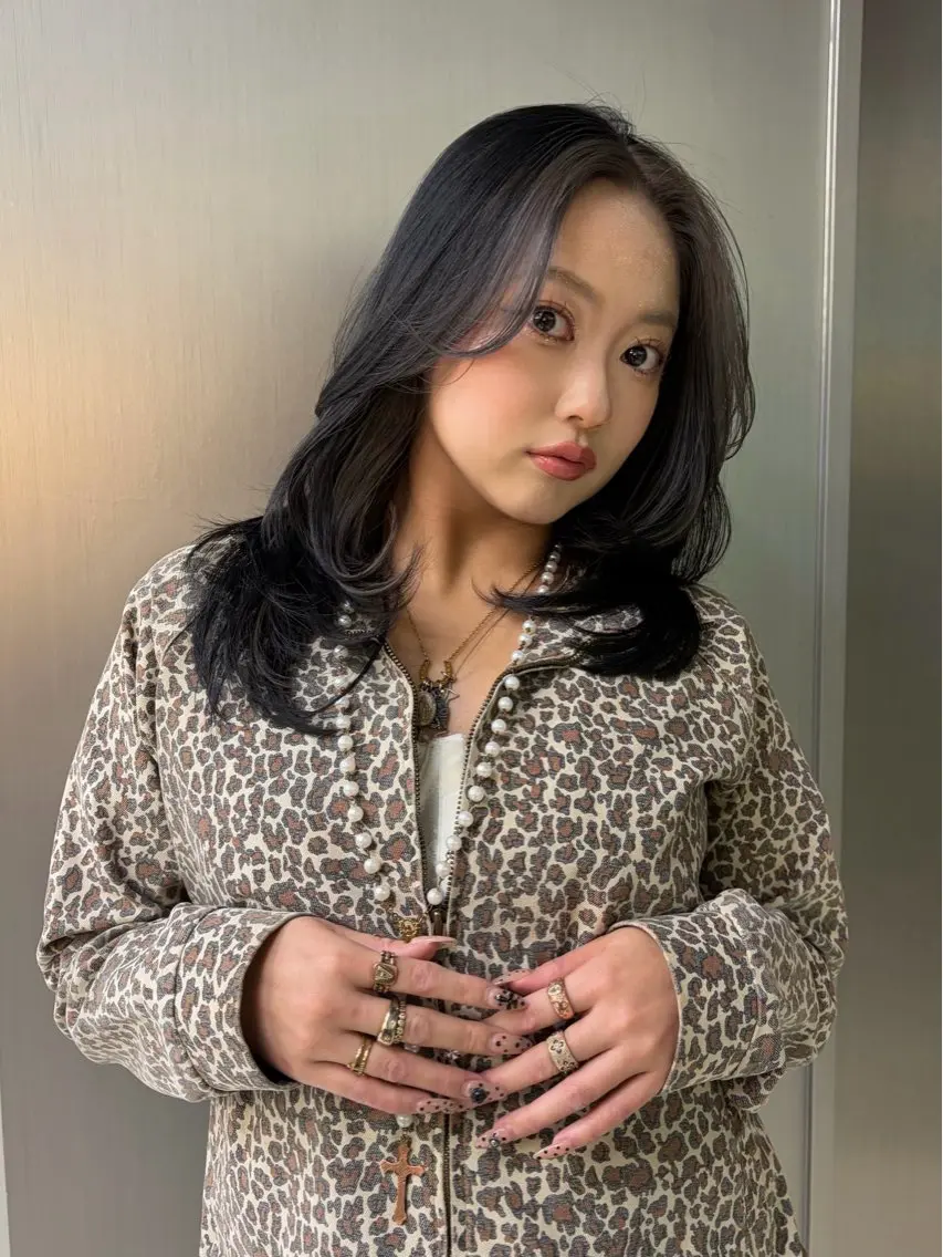【ミニモ限定】💎人気No.2💎大人気フェイスフレーミングカラー🫧(ケアブリーチ込み)レイヤーコテ巻き🪄/表参道駅の写真
