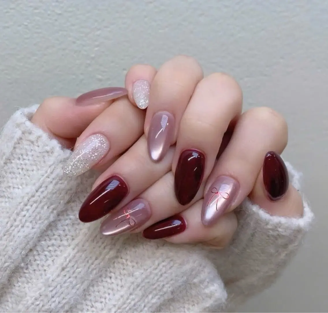 ネイル フレンチネイル キラキラネイル マグネットネイル ミラーネイル ニュアンスネイル ハンドネイル Tira Nailのネイルデザイン