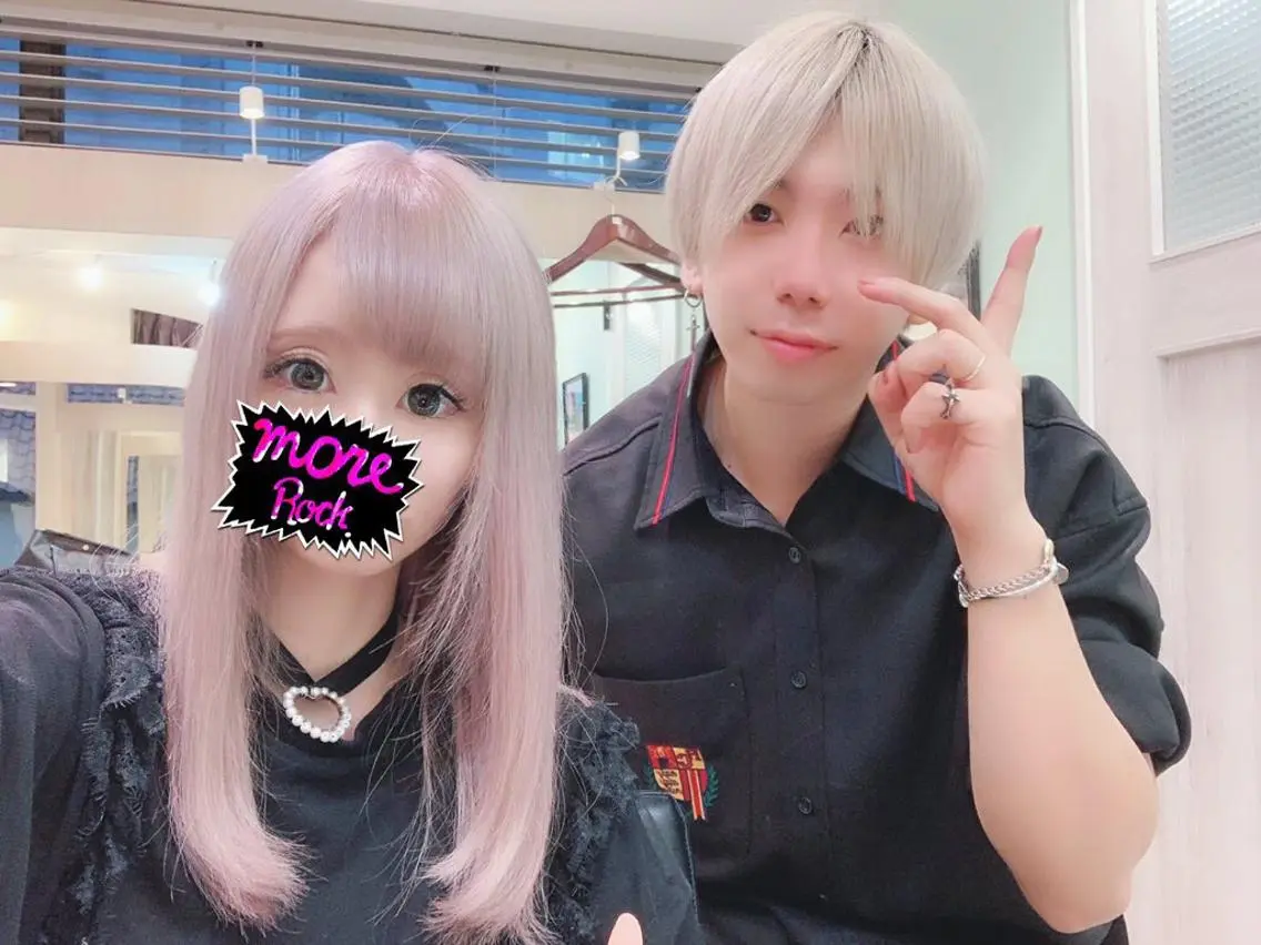 ロング カラー シールエクステ ブリーチ エクステ トリートメント 韓国カラーエクステ 👑代表渡部雅己👑のヘアスタイル