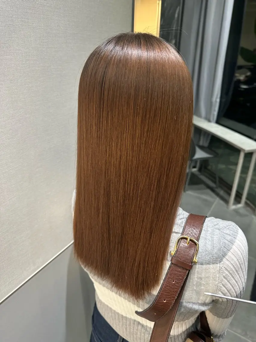 セミロング 美髪特化✨ 伊織✨縮毛矯正✨のヘアスタイル