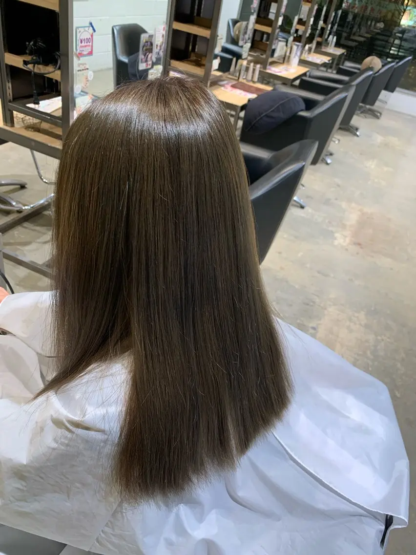 カラー グレージュ オリーブグレージュ オリーブグレー 大谷 央翔のヘアスタイル