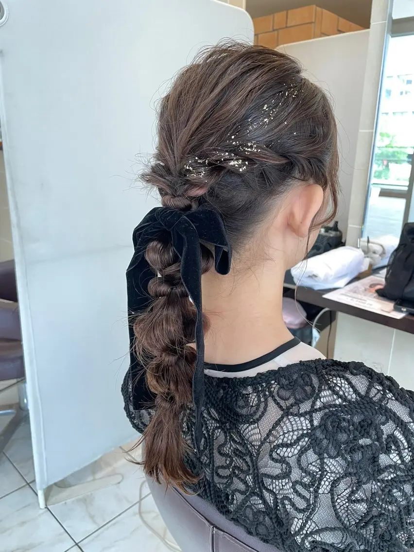 ヘアセット指名料込み5500円❣️夏のイベント・卒業式・同窓会や結婚式に🍀の写真