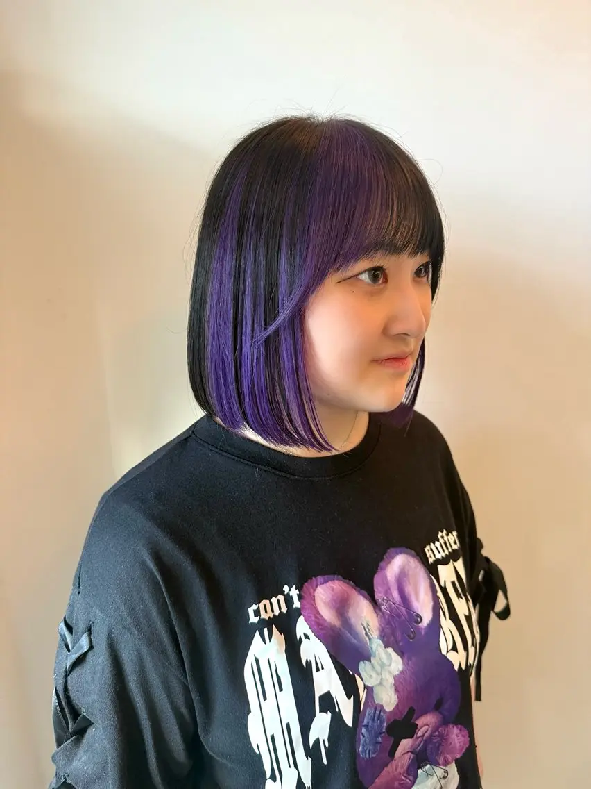 ミディアム カラー パープルカラー ボブ カット ヘアカラー WATANABE MISAKIのヘアスタイル