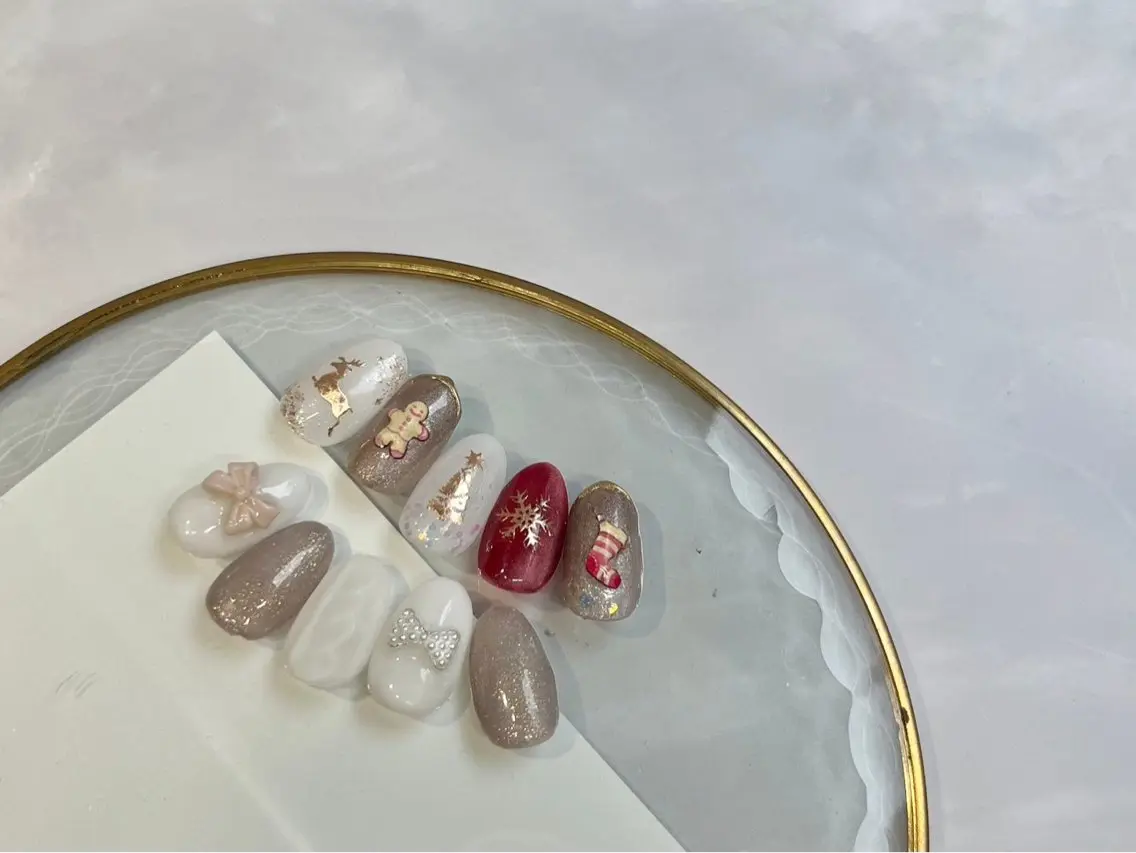 ネイル feminine nailのネイルデザイン
