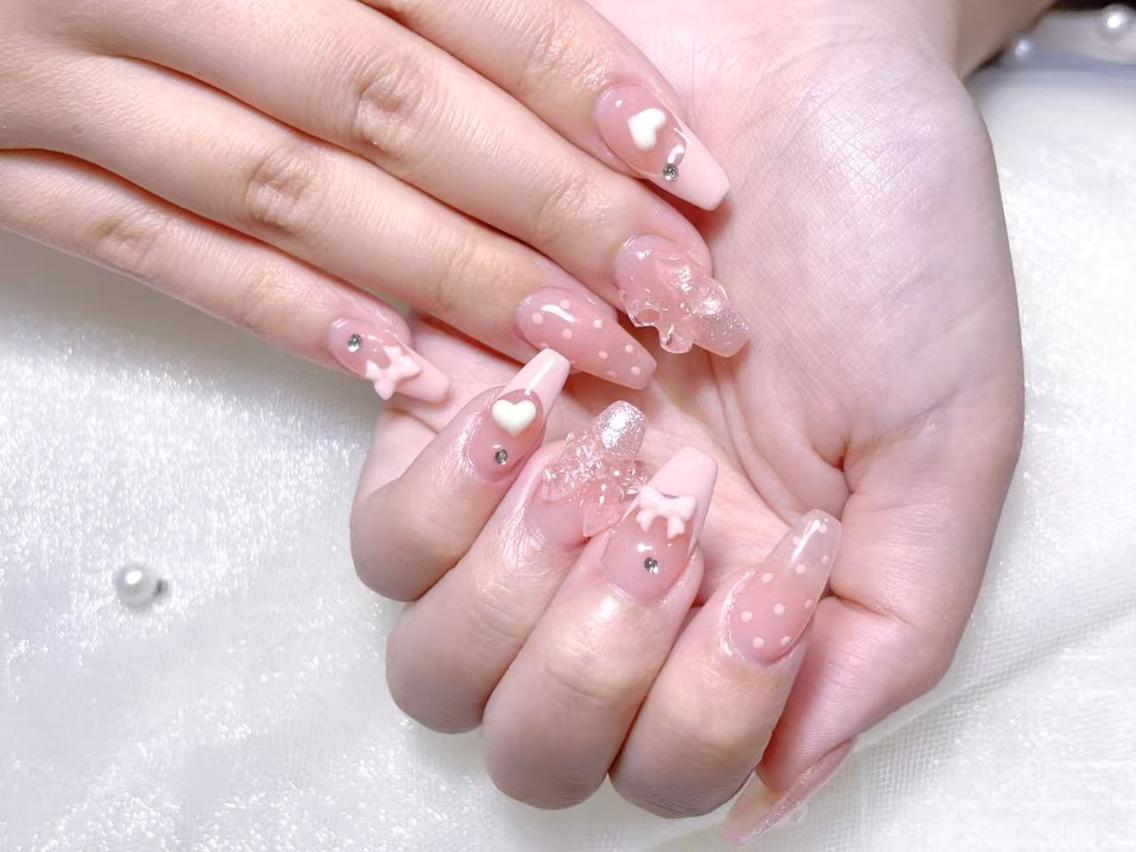 ネイル チークネイル 長さ出し フラッシュネイル フレンチネイル ガラスフレンチ ハンドネイル ハンドケア The Nail 大久保店のネイルデザイン
