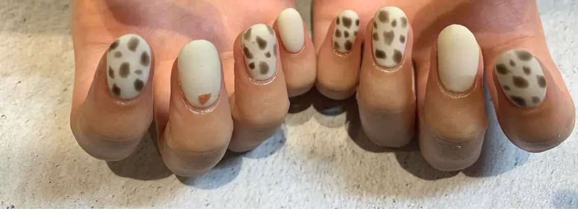 ネイル マットネイル マキノ ユイのネイルデザイン