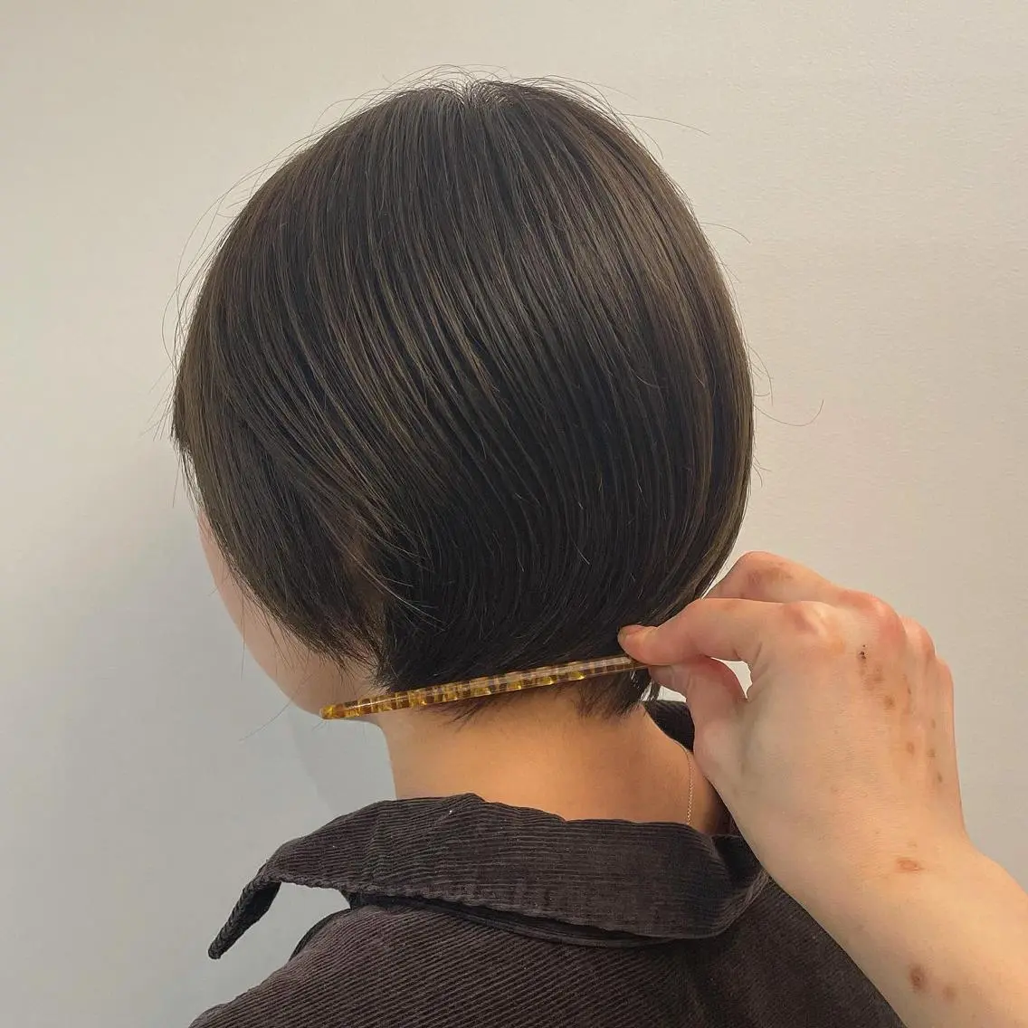 ショート アッシュ 🍃○岡 |  Maruokaのヘアスタイル