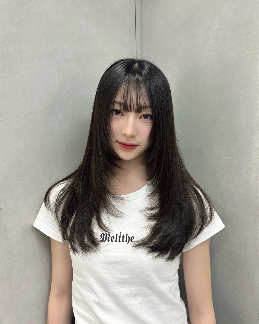 セミロング emi 韓国ワンホンヘアのヘアスタイル